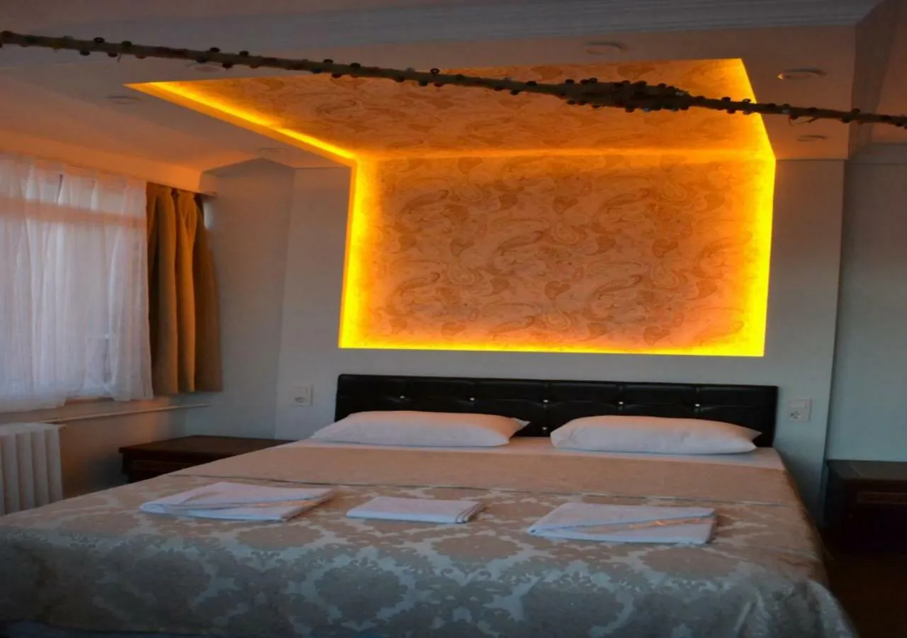 Yeni Hotel Istanbul 2*,  Turkey