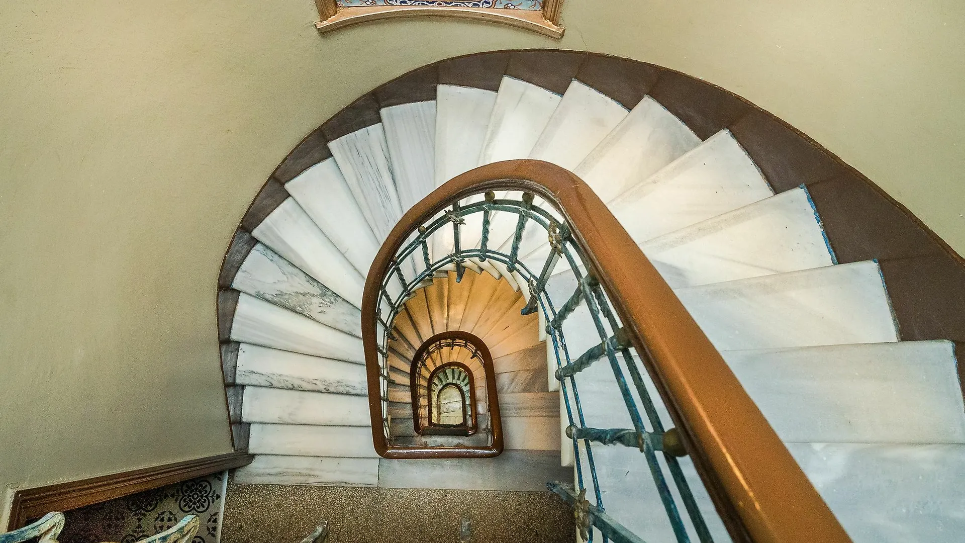 **  Yeni Hotel Istanbul Turkey
