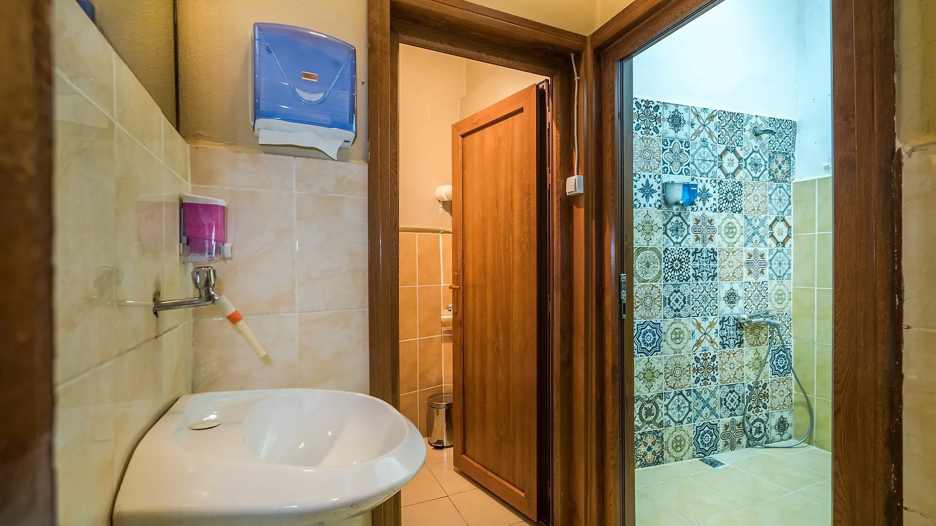 Yeni Hotel Istanbul 2*,